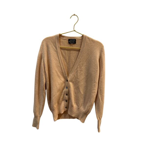 Snow Lotus Sweaters - Snow Lotus vintage vneck cream colored cardigan sweater